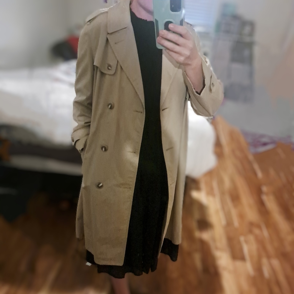 Water repellent coat